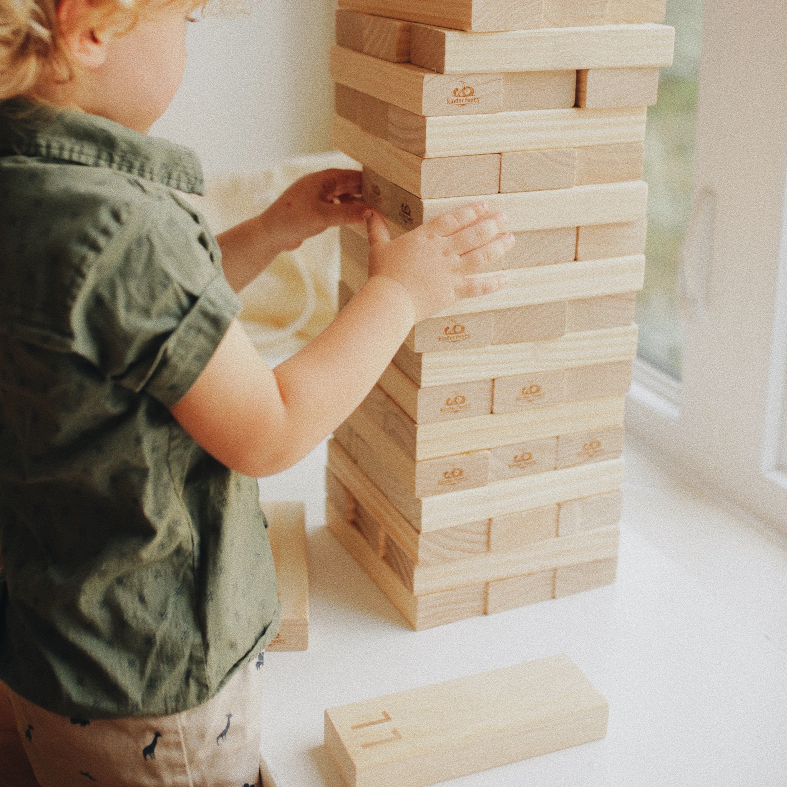Giant Stackers