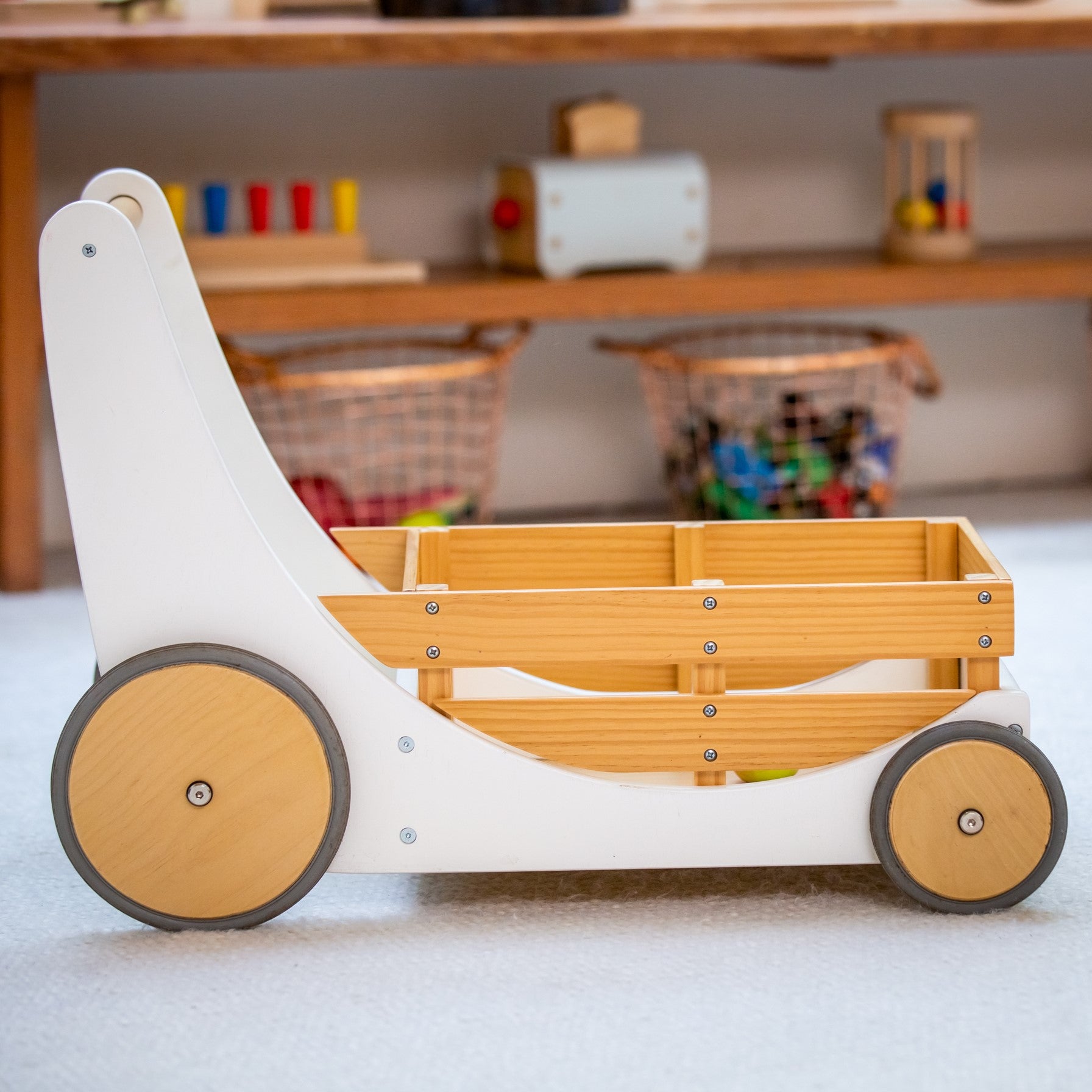 Cargo Walker