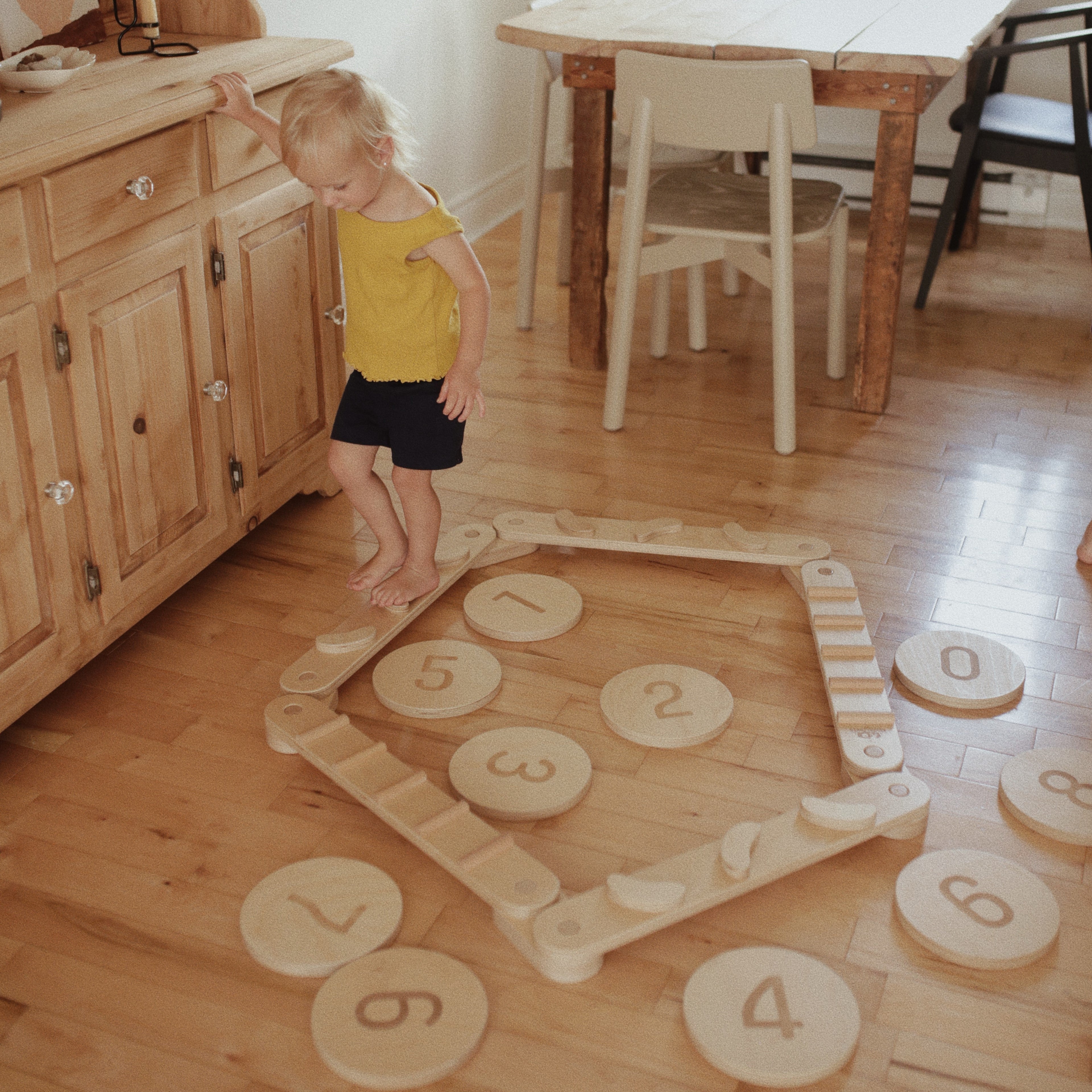 Pikler Gym - Balancing Planks and Stepping